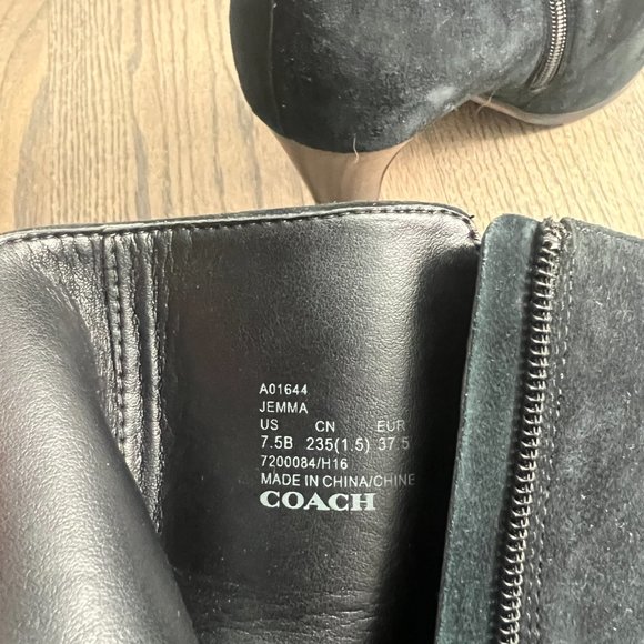 Coach Jemma Kid Suede Sleek Ankle Boot Heel Booties Side Zip Size 7.5 B Black - Picture 9 of 11